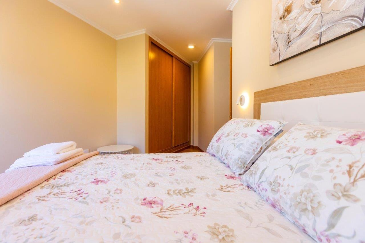 Apartamentos Riamar 2 Ribadeo Eksteriør bilde