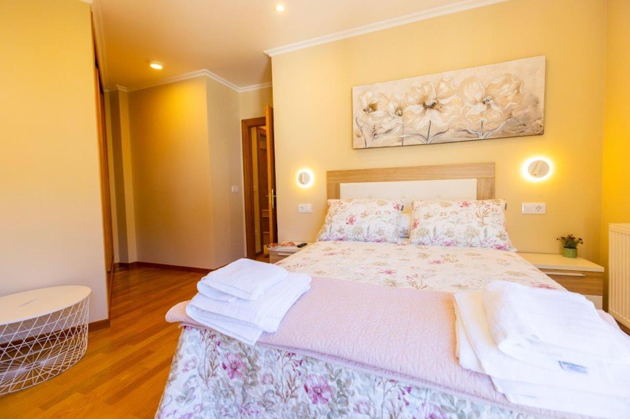 Apartamentos Riamar 2 Ribadeo Eksteriør bilde